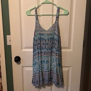 Sleeveless blue dress